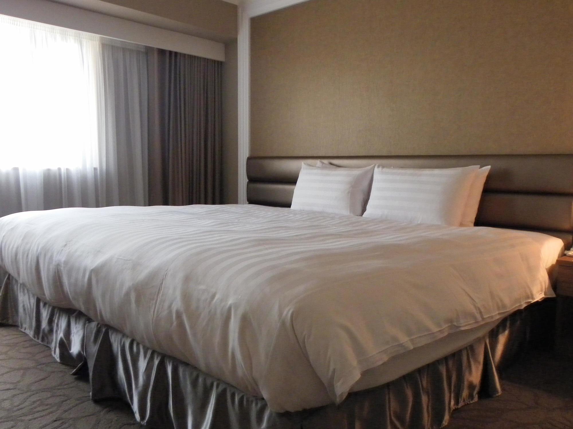 Grand City Hotel Fengyuan Exterior photo