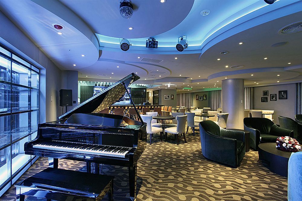 Grand City Hotel Fengyuan Exterior photo