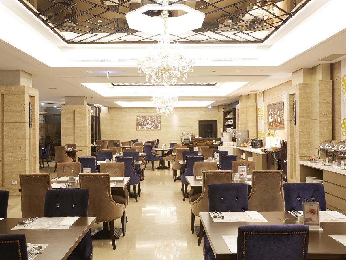 Grand City Hotel Fengyuan Exterior photo