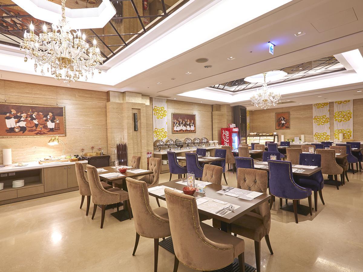 Grand City Hotel Fengyuan Exterior photo
