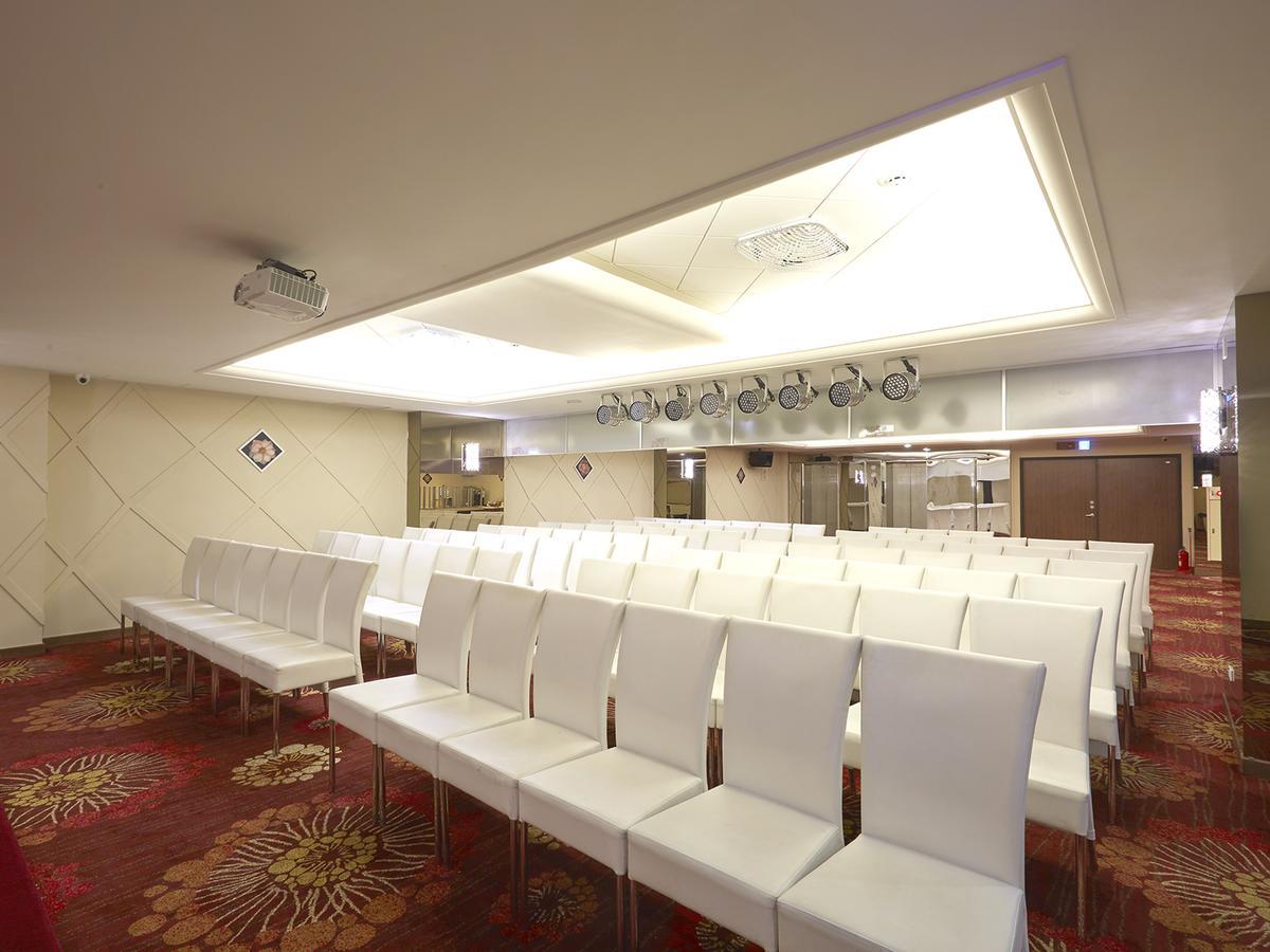 Grand City Hotel Fengyuan Exterior photo
