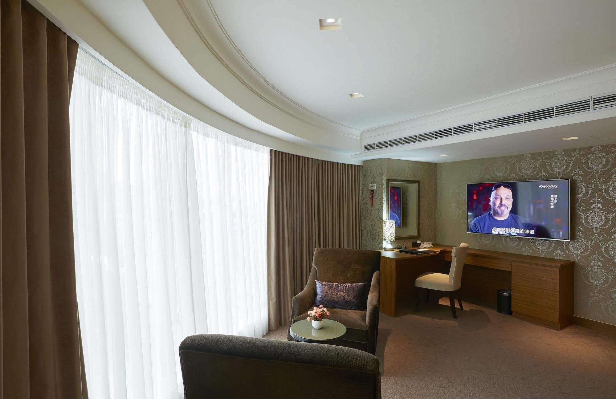 Grand City Hotel Fengyuan Exterior photo